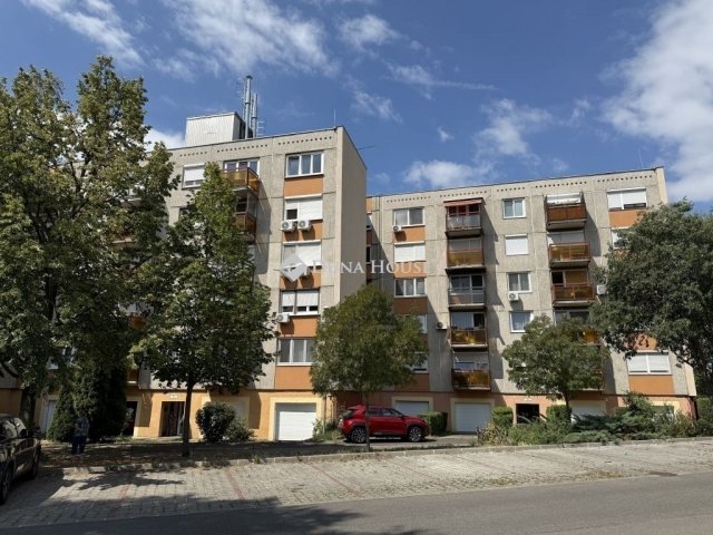 Eladó panellakás, Budapesten, XVI. kerületben 75 M Ft, 2 szobás