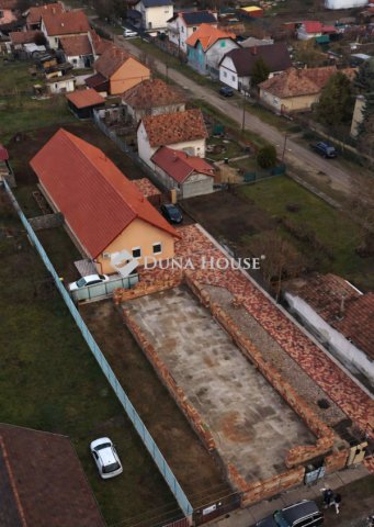 Eladó ikerház, Monoron 107 M Ft, 5 szobás / költözzbe.hu
