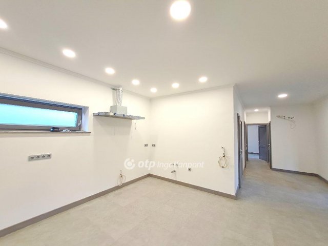 Eladó családi ház, Nagykőrösön 86 M Ft, 3 szobás