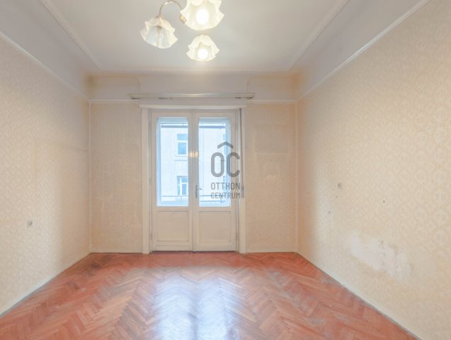 Eladó téglalakás, XI. kerületben, Lágymányosi utcában