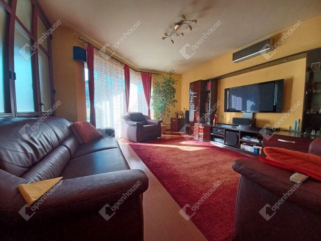 Eladó családi ház, Debrecenben 162.99 M Ft, 5 szobás