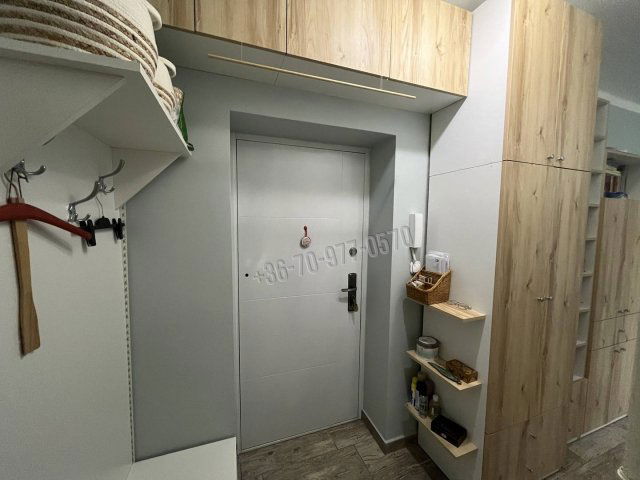 Eladó téglalakás, Tatabányán 36.5 M Ft, 1 szobás