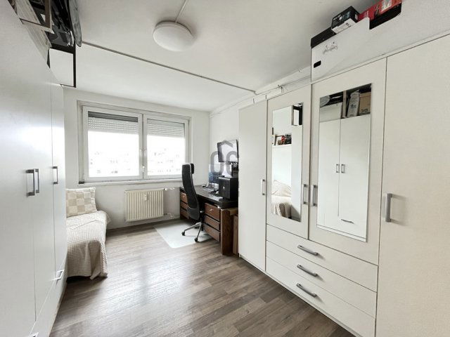 Eladó panellakás, Budapesten, III. kerületben 79 M Ft, 3 szobás