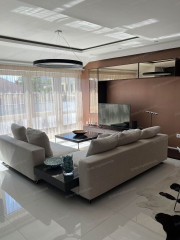 Kiadó téglalakás, albérlet, Nyíregyházán 250 E Ft / hó