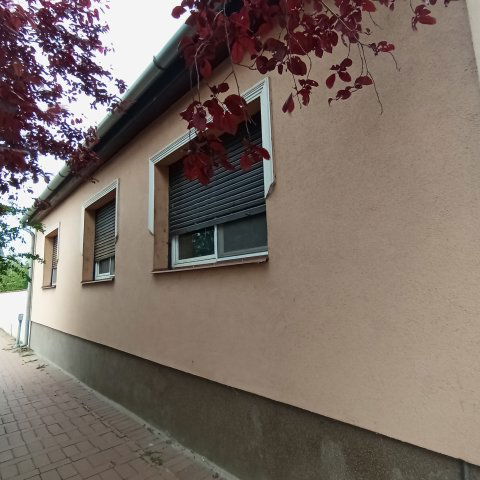 Eladó családi ház, Tökölön 59.9 M Ft, 4 szobás
