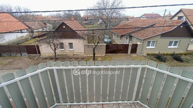 Eladó családi ház, Jászfényszarun 56.2 M Ft, 4+2 szobás