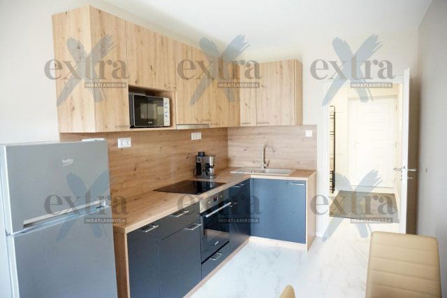 Kiadó téglalakás, albérlet, Szegeden 310 E Ft / hó, 3 szobás