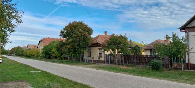 Eladó családi ház, Jászkarajenőn 18 M Ft, 3 szobás