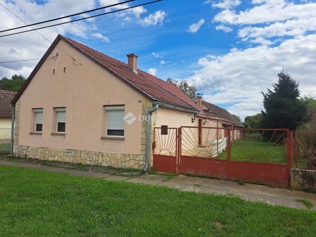 Eladó családi ház, Szaporcán 21.9 M Ft, 3 szobás