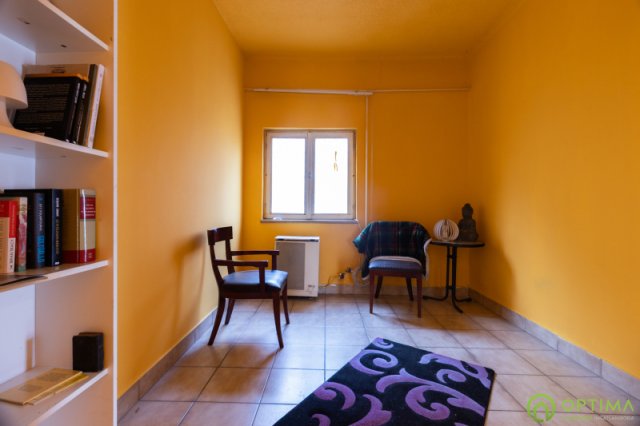 Eladó téglalakás, Budapesten, XX. kerületben 33 M Ft, 3 szobás