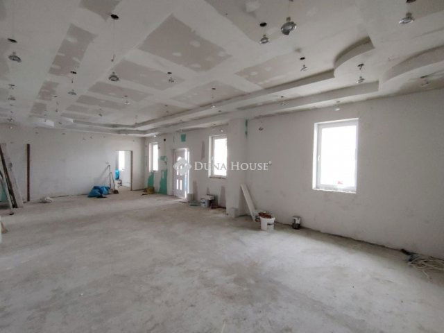 Eladó családi ház, Szatymazon, Rózsa utcában 74 M Ft, 4 szobás