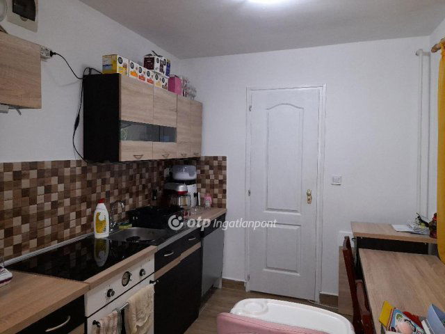 Eladó családi ház, Szegeden 49.99 M Ft, 3 szobás