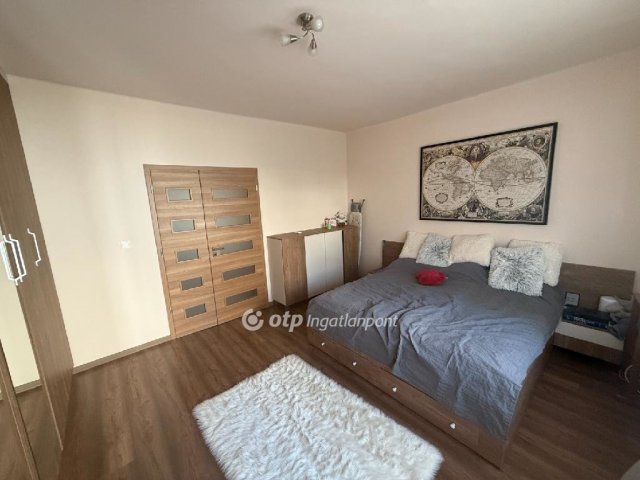 Eladó téglalakás, Nyíregyházán 79 M Ft, 3 szobás