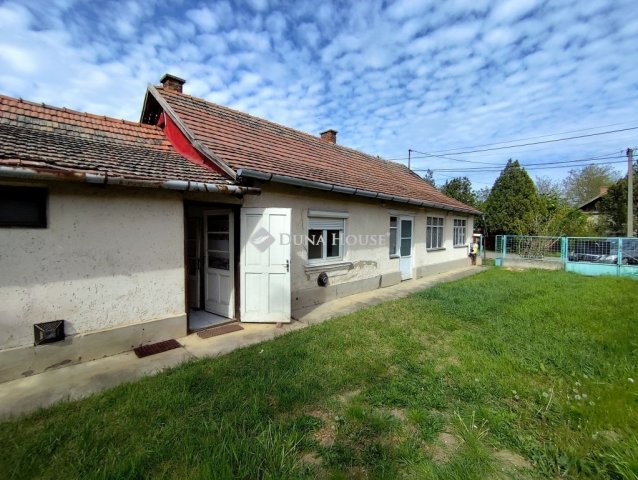 Eladó családi ház, Tiszafüreden 18.49 M Ft, 2 szobás