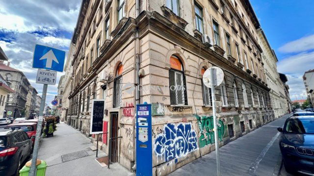 Kiadó üzlethelyiség, Budapesten, VI. kerületben 230 E Ft / hó
