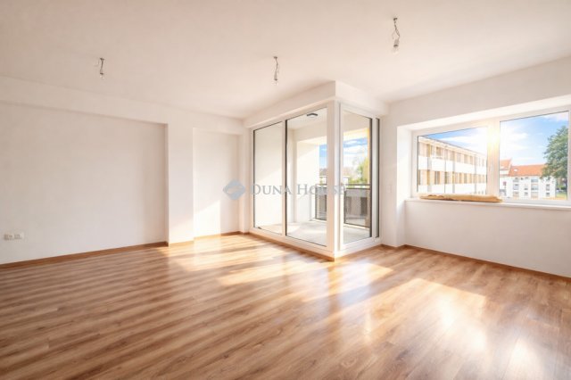 Eladó téglalakás, Budapesten, IV. kerületben 93.6 M Ft, 3 szobás