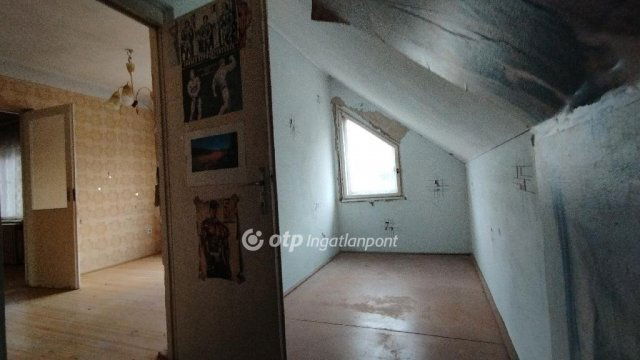 Eladó családi ház, Jászdózsán 26.5 M Ft, 3+4 szobás