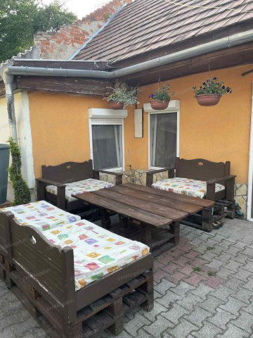 Eladó családi ház, Dorogon 43 M Ft, 1+1 szobás