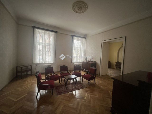 Eladó családi ház, Budapesten, VIII. kerületben 279 M Ft