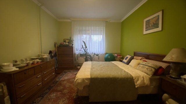 Eladó ikerház, Debrecenben 150 M Ft, 5 szobás