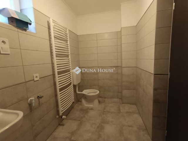 Eladó családi ház, Nagykátán 75 M Ft, 4 szobás