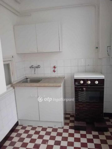 Eladó nyaraló, Hajdúszoboszlón 49.9 M Ft, 3 szobás