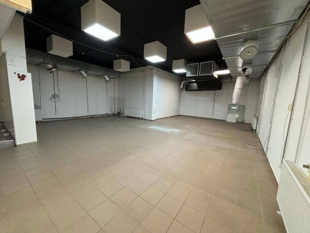 Kiadó üzlethelyiség, Miskolcon 250 E Ft / hó