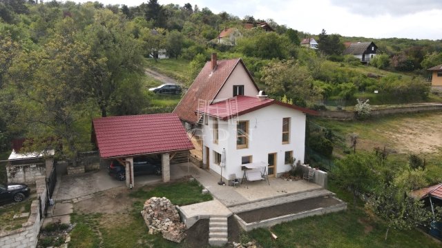 Eladó családi ház, Pákozdon 125 M Ft, 3 szobás