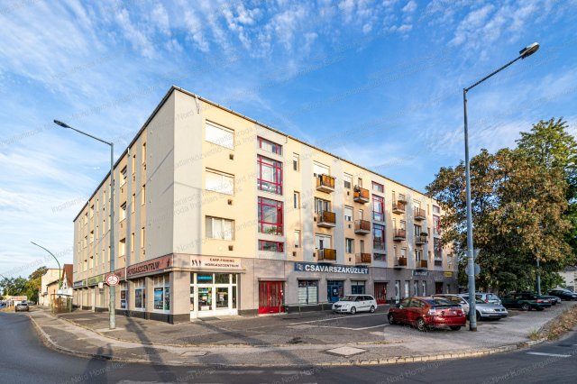 Eladó téglalakás, Miskolcon 16 M Ft, 1 szobás
