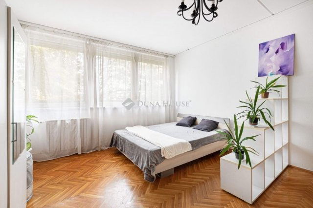 Eladó panellakás, Budapesten, XIV. kerületben 89.9 M Ft, 3 szobás