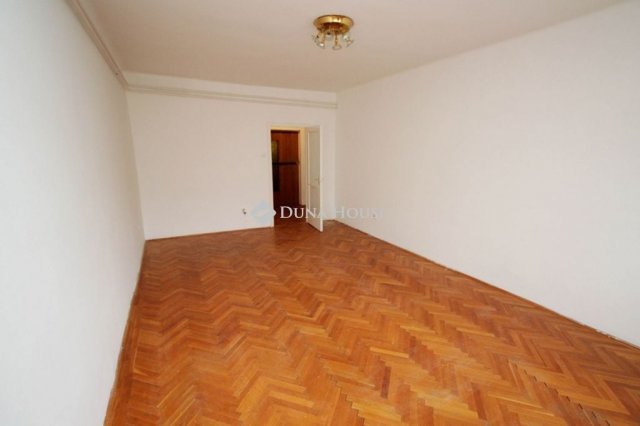 Kiadó téglalakás, albérlet, Kecskeméten 150 E Ft / hó