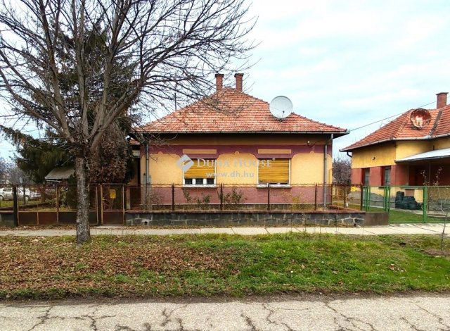 Eladó családi ház, Dévaványán 15.9 M Ft, 3 szobás