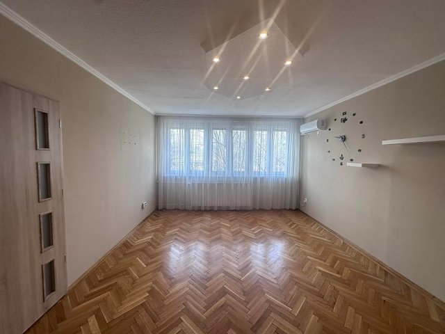 Eladó panellakás, Budapesten, IV. kerületben, Pozsonyi utcában