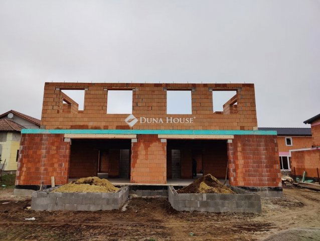 Eladó ikerház, Budapesten, XVIII. kerületben 139.9 M Ft, 4 szobás