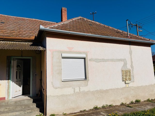 Eladó családi ház, Dörön 37.49 M Ft, 3 szobás