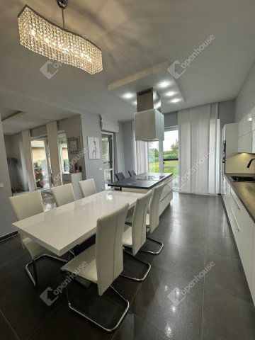 Eladó családi ház, Győrújfalun 164 M Ft, 4 szobás