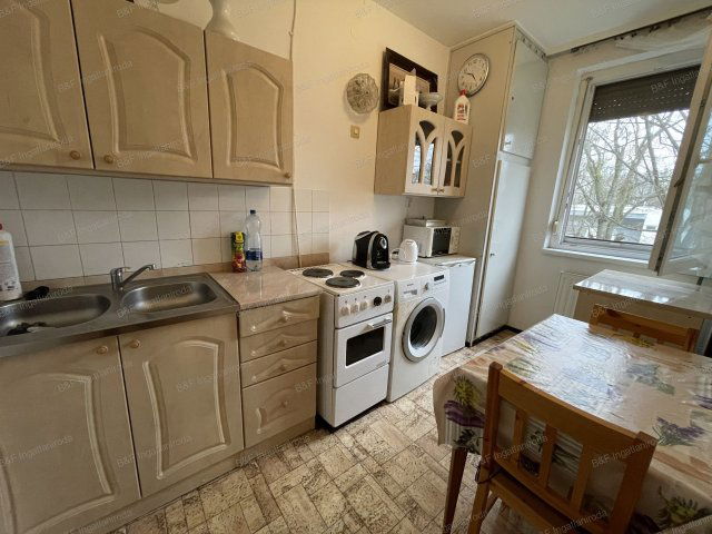 Eladó panellakás, Hajdúszoboszlón 44.49 M Ft, 1+1 szobás