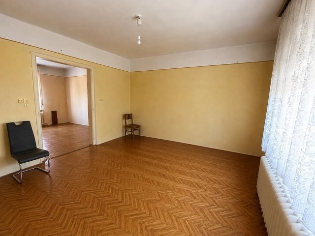 Eladó családi ház, Budapesten, XV. kerületben 114.9 M Ft