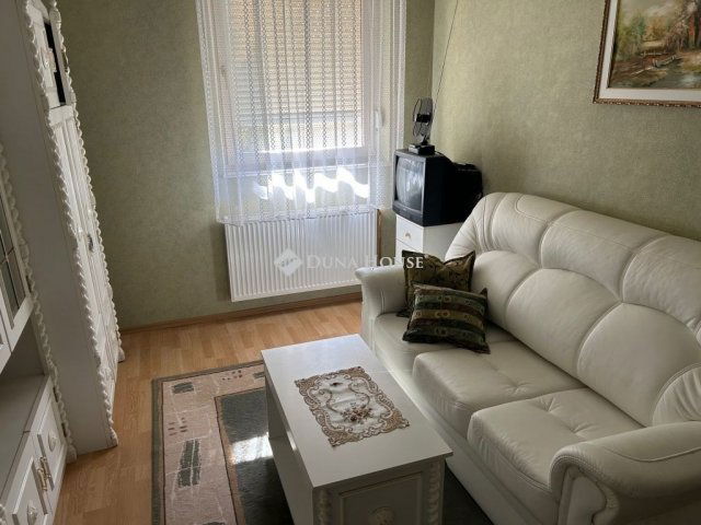 Eladó családi ház, Gödöllőn 149 M Ft, 5 szobás