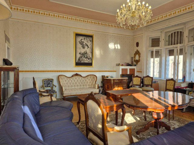 Eladó téglalakás, Győrött 89.8 M Ft, 2 szobás