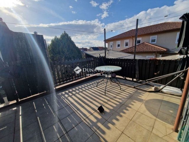 Eladó családi ház, Budapesten, XVI. kerületben 114.9 M Ft
