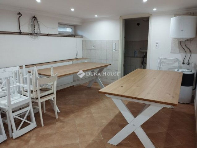 Eladó családi ház, Bodajkon 75 M Ft, 4 szobás