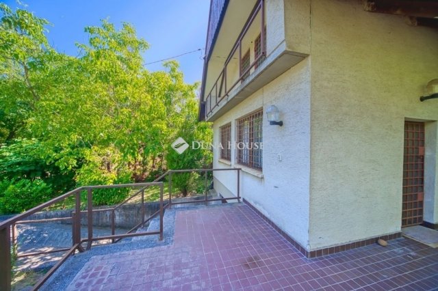 Eladó családi ház, Gárdonyban 95.6 M Ft, 4 szobás