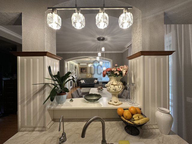 Eladó ikerház, Nagytarcsán 179.9 M Ft, 6 szobás