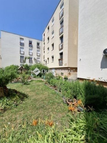 Eladó panellakás, Budapesten, XV. kerületben 76 M Ft, 4 szobás