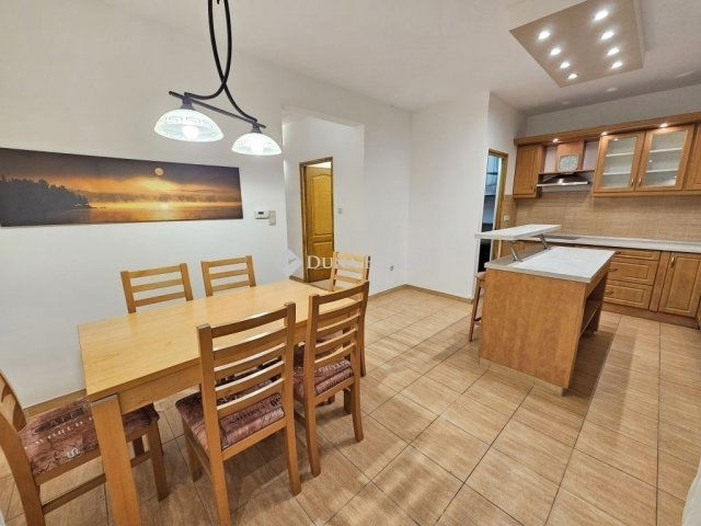 Eladó családi ház, Üllőn 119.89 M Ft, 4 szobás