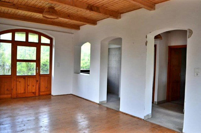 Eladó családi ház, Fülöpszálláson 56 M Ft, 8 szobás