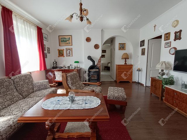 Eladó családi ház, Sopronban 119 M Ft, 7 szobás