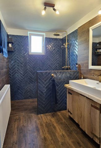 Eladó családi ház, Baksán 61.99 M Ft, 3 szobás