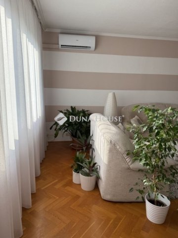 Eladó panellakás, Budapesten, XVI. kerületben 95.9 M Ft, 4 szobás